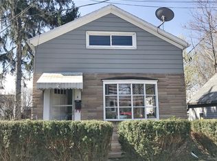8 Hutchins Pl, Batavia, NY