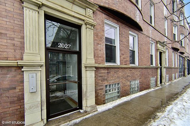 1st image of 2027 N California Ave #E2
