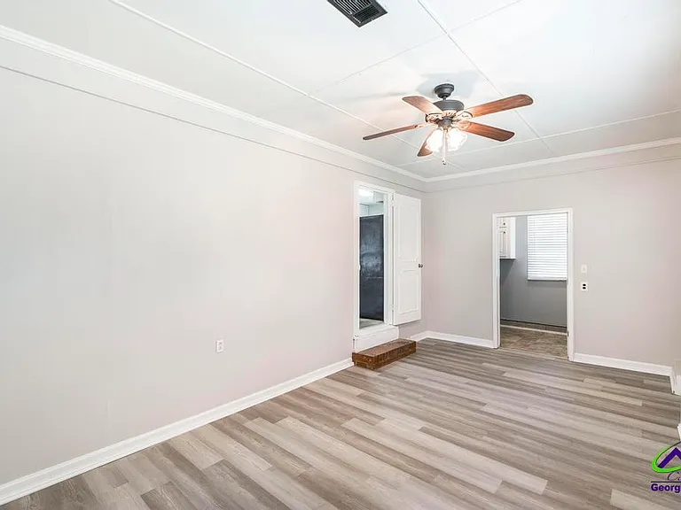 103 Sparta St — Photo 14