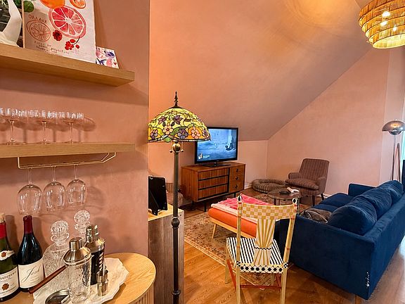 5th image of 1703 N Washtenaw Ave #2R