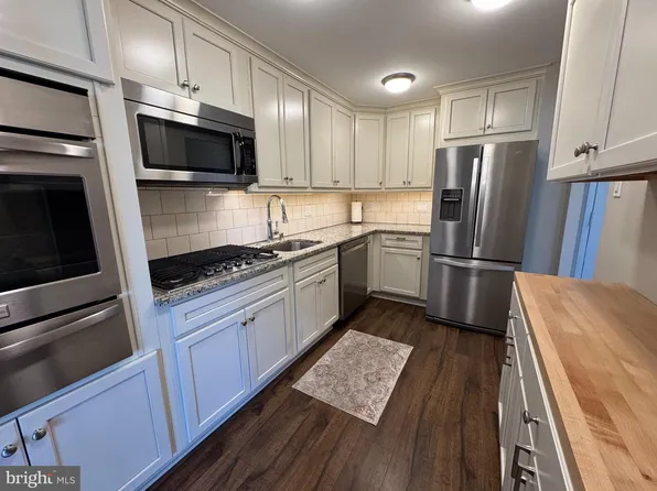 801 Yale Ave APT 1121, Swarthmore, PA 19081