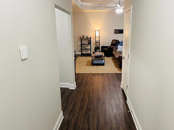 2nd image of 3868 Shady Grove Dr