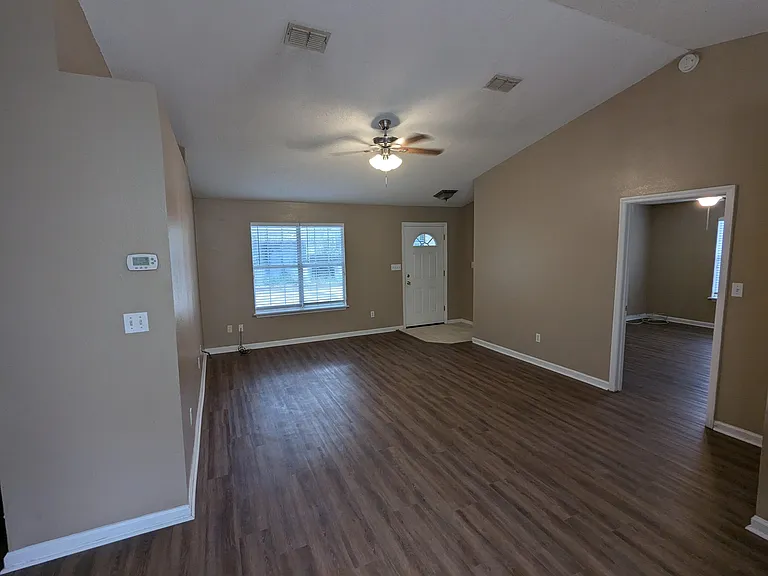 3100 Dunkeld Ct — Photo 3