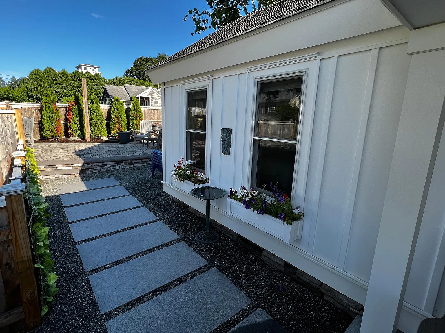 173 E Shore Rd — Photo 2