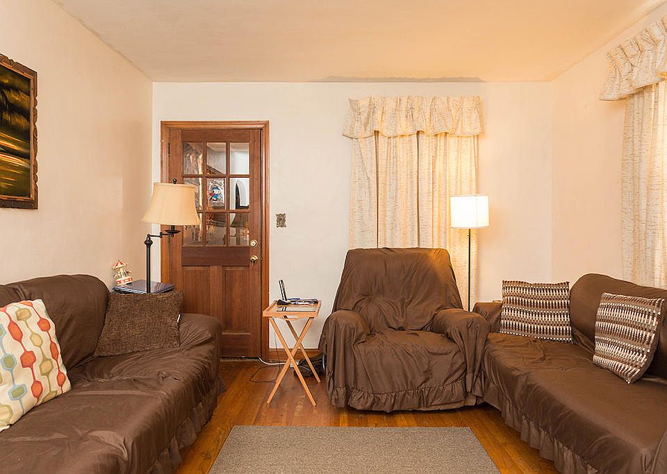 2nd image of 4103 Greenlawn Ave NW