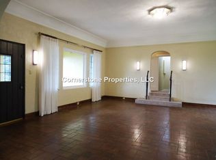 3344 Kahawalu Dr, Honolulu, HI 96817