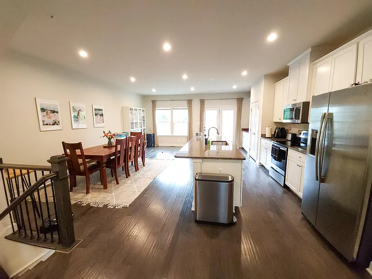 719 Sky Bridge Dr — Photo 8