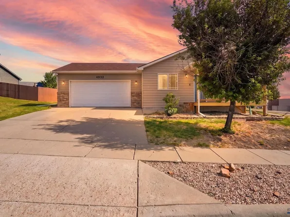4932 S Pointe Dr, Rapid City, SD 57701
