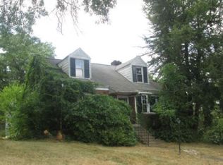 492 Regent St, Houston, PA 15342