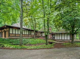 8500 North River ROAD, River Hills, WI 53217