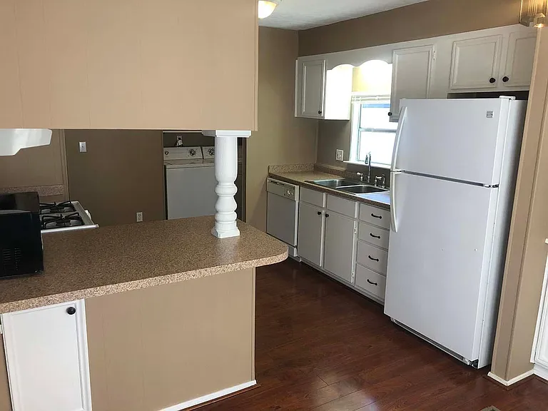 Kitchen with bar.