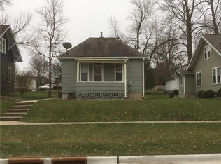 309 Washington St, Pella, IA 50219
