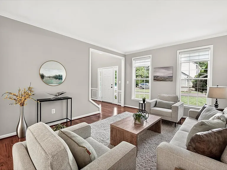 9938 Timberknoll Ln — Photo 25