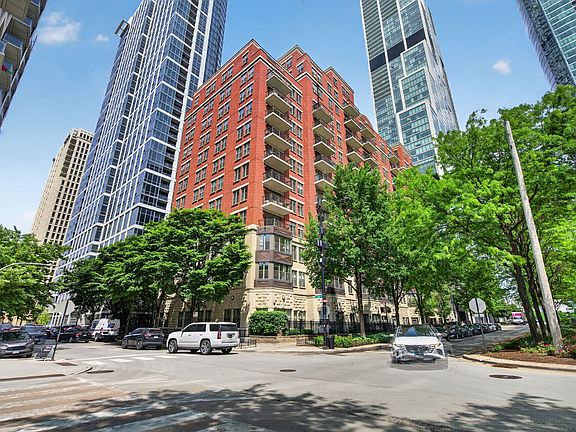 2nd image of 1250 S Indiana Ave APT 502