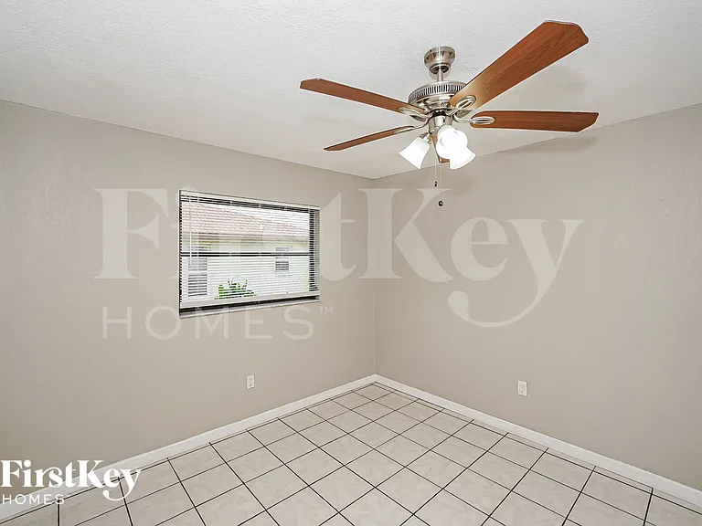 522 Beal St NW — Photo 15