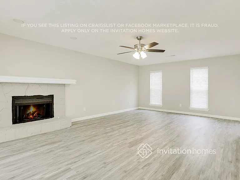 478 Sherwood Cir — Photo 8