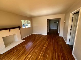 1100 W Westcott Ave, Visalia, CA 93277