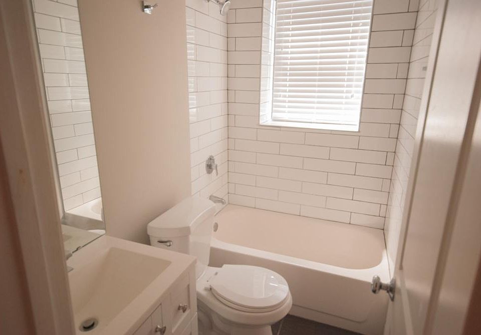 2nd image of 2820 S Compton Ave APT 1N