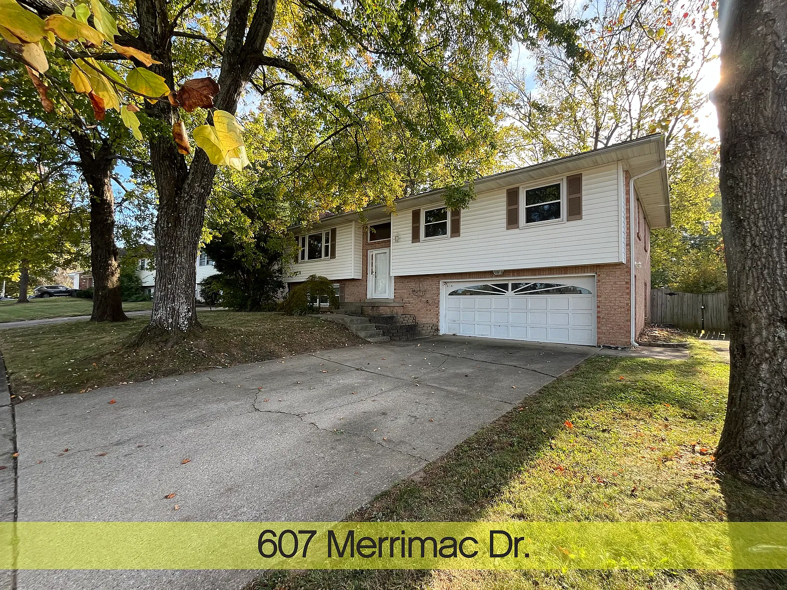 3 bed, 2.5 bath, 1900 sqft, $1,950 — Photo 2