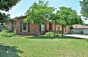 All Brick 3 Bedroom/2 Bath Ranch