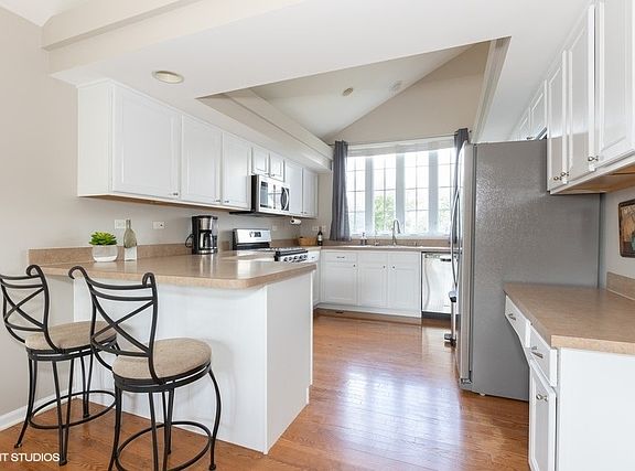 2nd image of 1007 Vertin Blvd