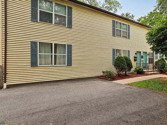 2nd image of 584 Thomas Blvd BLDG 584 #1A