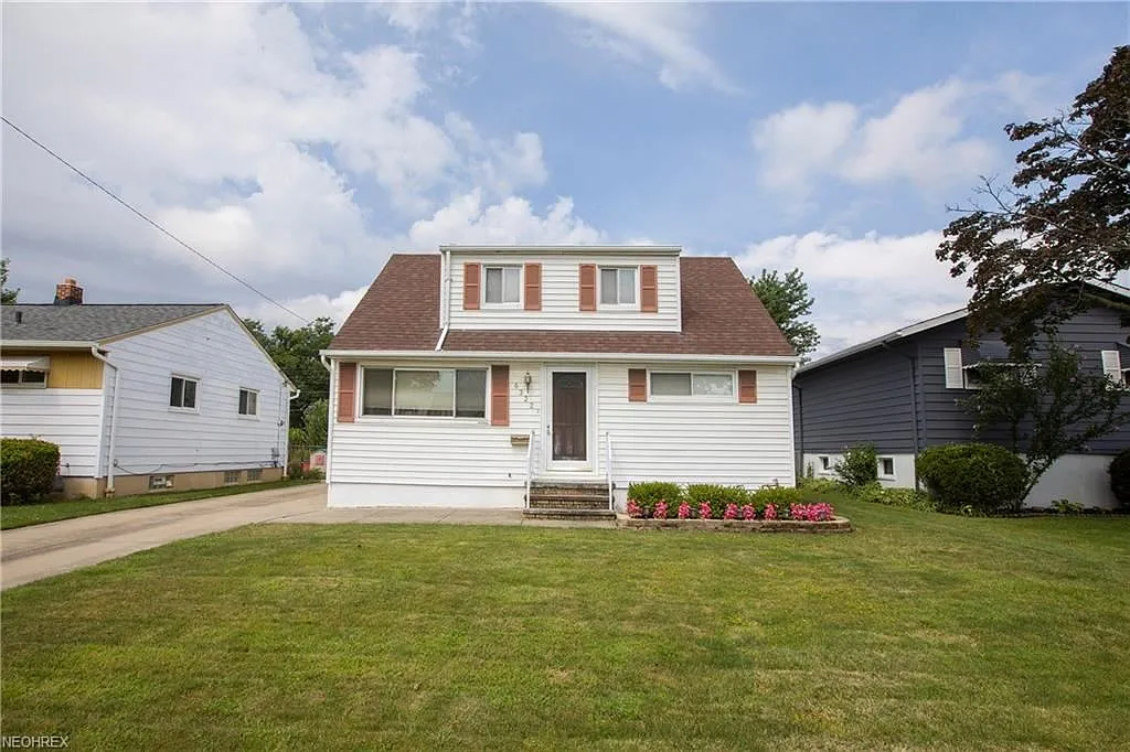 6322 Almont Dr photo 1