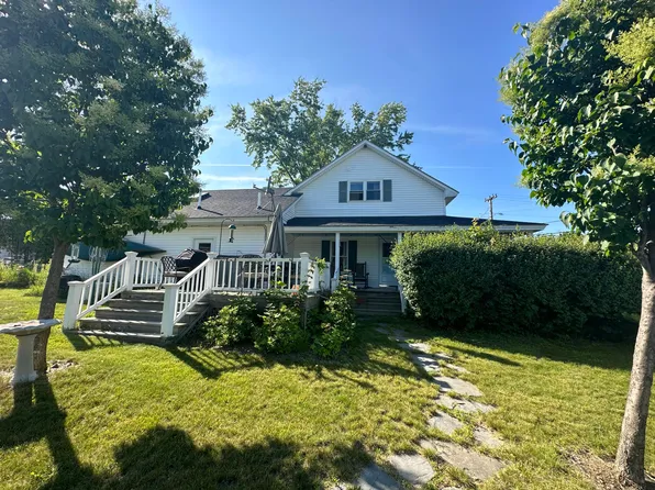 106 Knox Street, Millinocket, ME 04462