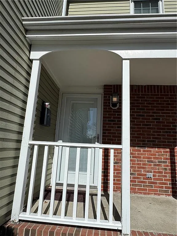 3 bed, 1.5 bath, 1363 sqft, $3,250 — Photo 4