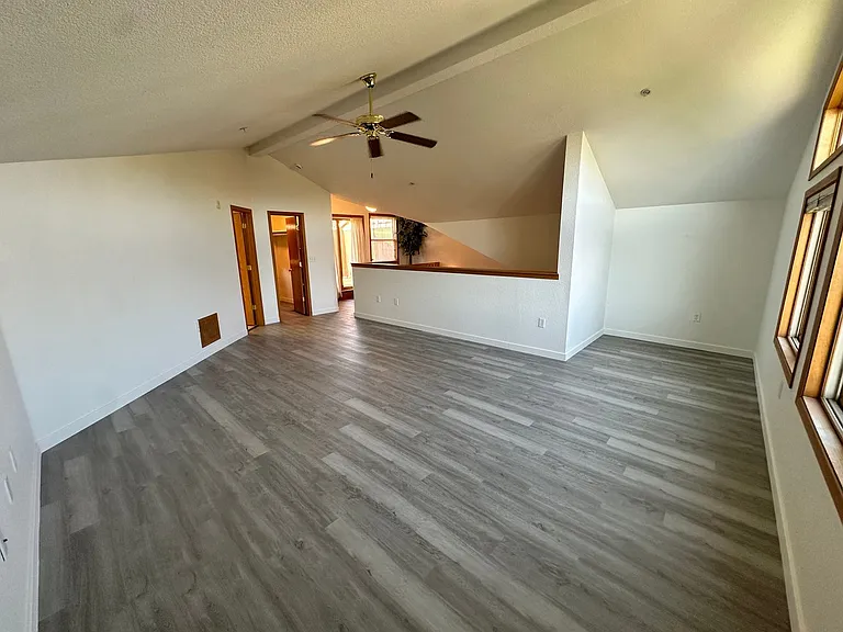 2802 Sundown Ln #302 — Photo 12