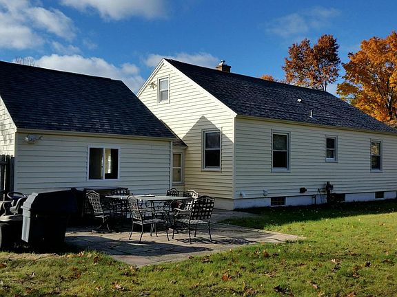 3rd image of 5248 Wickham Dr
