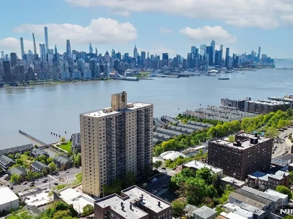 6600 Boulevard East Unit 6C, West New York, NJ 07093