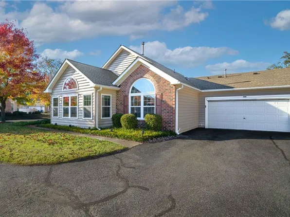 504 Tabb Smith Trl, Yorktown, VA 23693