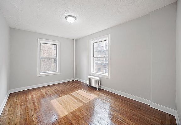 5th image of 140-10 Franklin Ave #B40