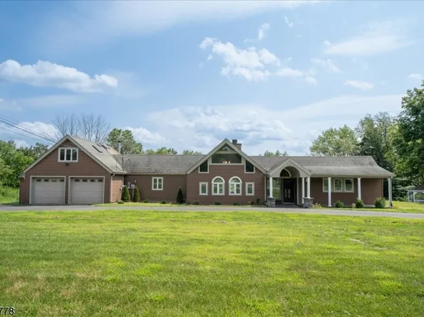 11 Summit Dr, Frankford Twp., NJ 07826