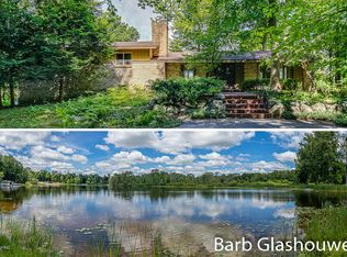 1955 Forest Shores Dr SE, Grand Rapids, MI 49546