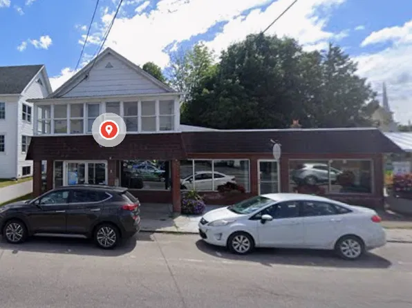 12 1st St #A, Swanton, VT 05488