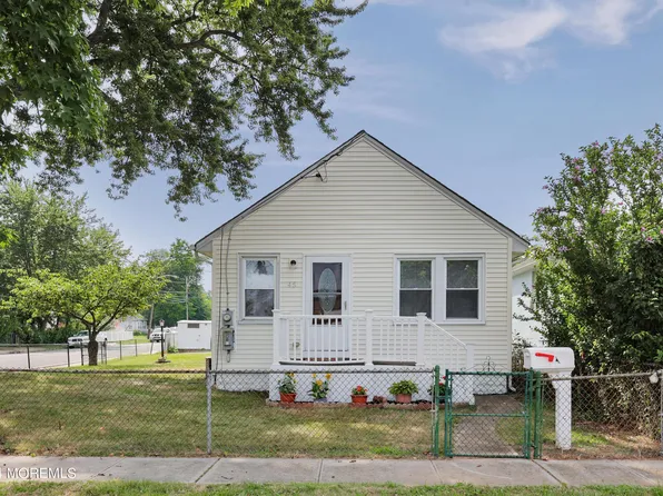 45 Atlantic Avenue, Keansburg, NJ 07734