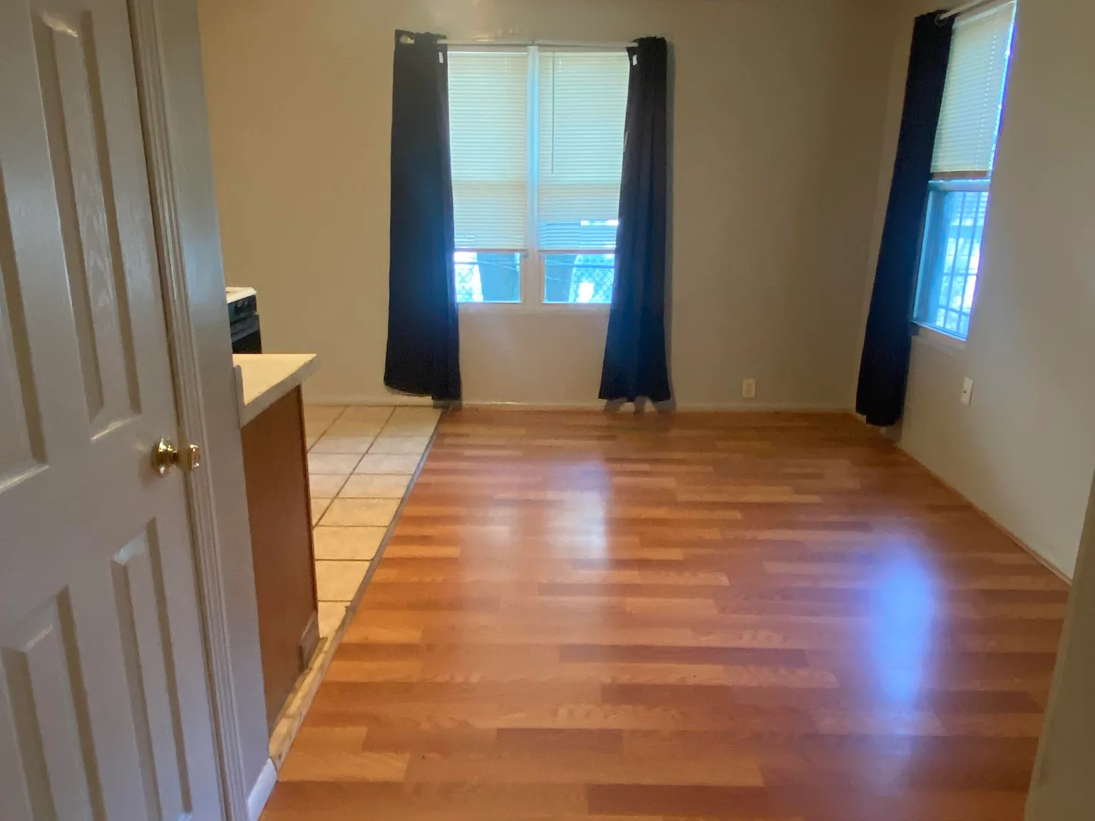 789 Park Ave — Photo 2