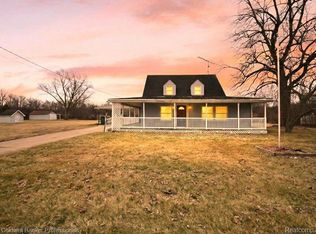 44103 Tyler Rd, Van Buren Township, MI 48111