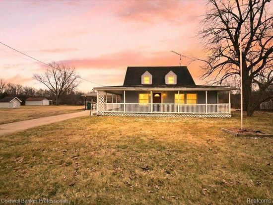 44103 Tyler Rd, Van Buren Township, MI 48111