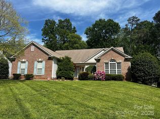 10829 Carmody Ct, Charlotte, NC 28277