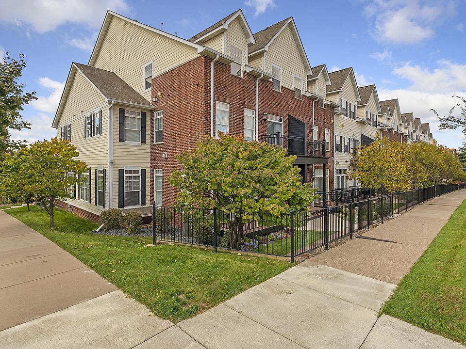 1st image of 523 Snelling Ave S