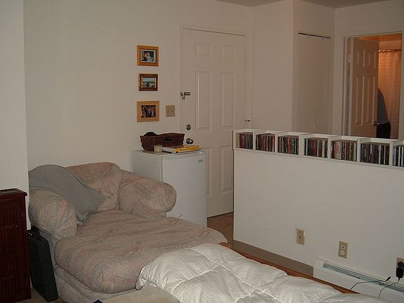 2nd floor bedroom