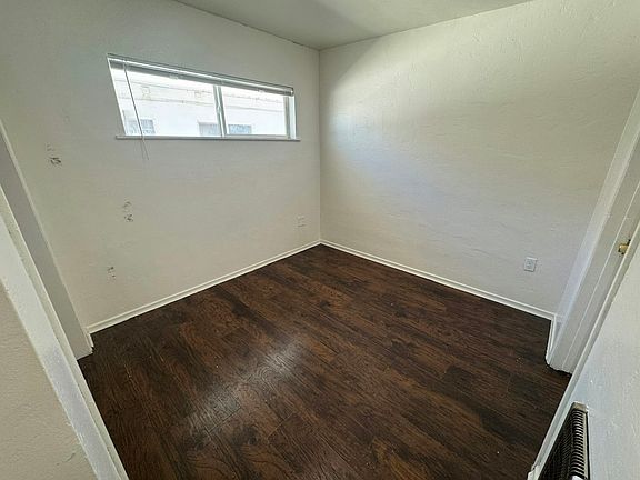 5th image of 1065 W Marina Dr #8