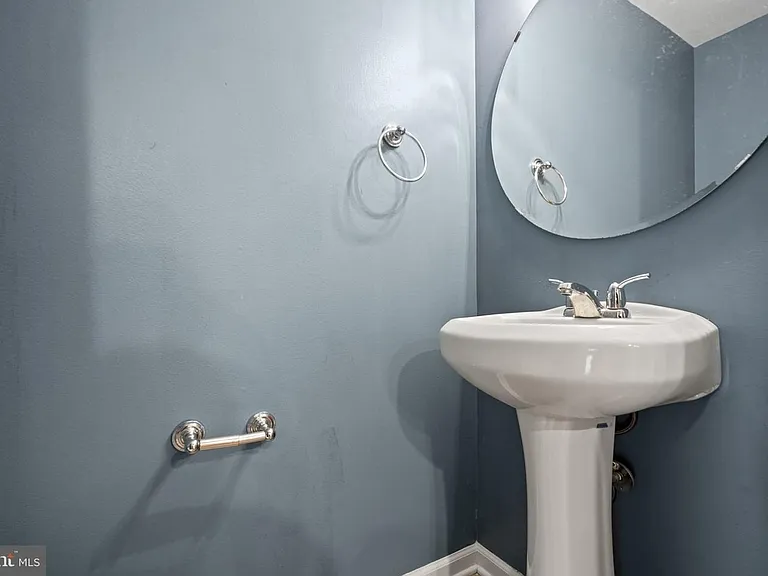 5863 Jacksons Oak Ct — Photo 13