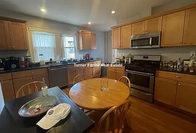 Frederick Ave — Photo 2