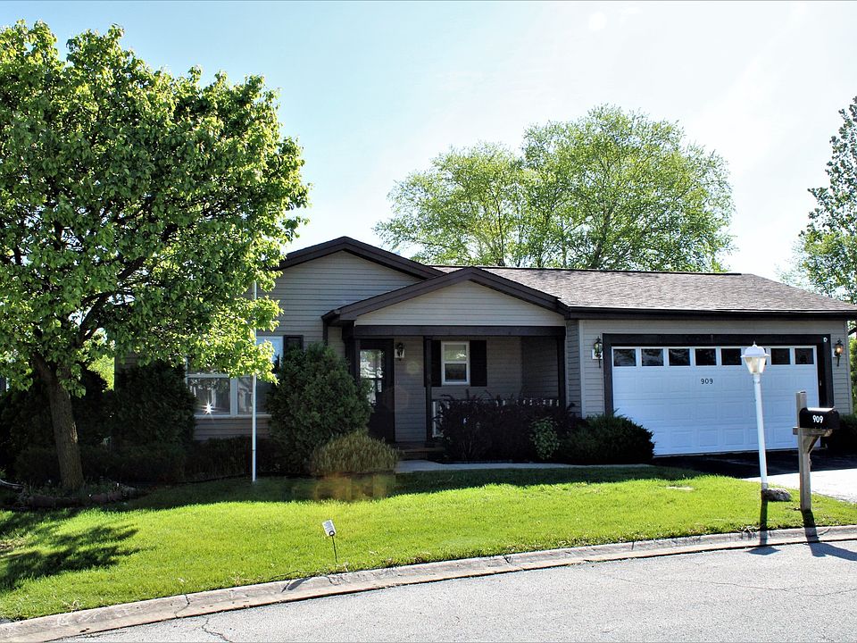 1st image of 909 Shetland Ct