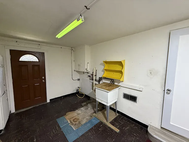 2423 Pine St #1 — Photo 22