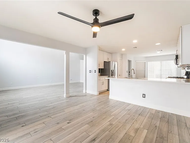 10244 Amber Hue Ln — Photo 6